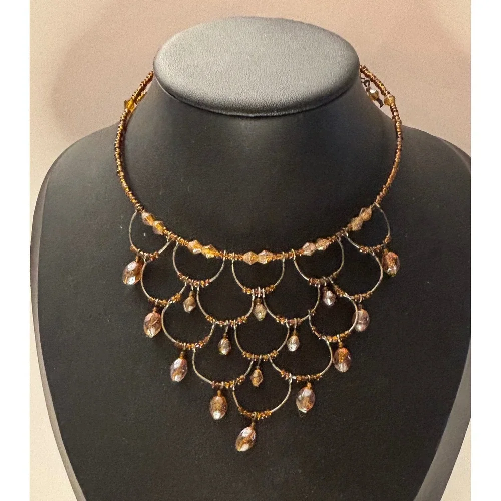 Vintage Brown Bead Scalloped Bib Necklace Silver Tone Memory Wire Choker